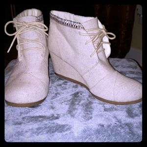 Wedge ankle boots